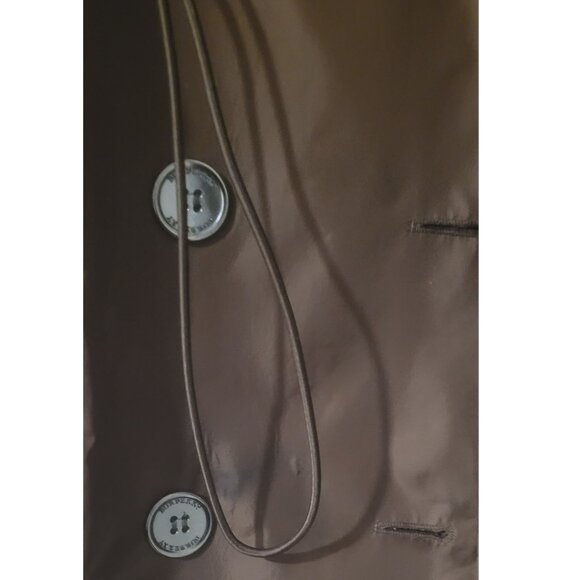 Burberry London Double Breasted Trench Coat. Size 12. (Designer Size 46) - Picture 10 of 11